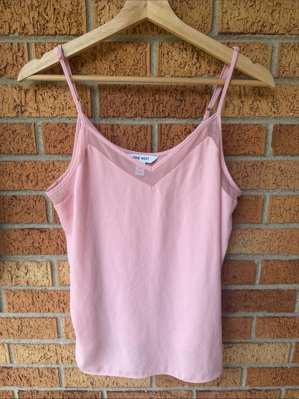 Nine West Soft Pink Sleeveless Cami Blouse Size Medium Women’s Lightweight Top